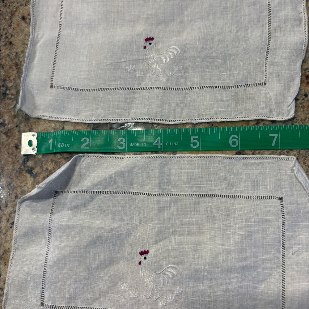 Embroidered Linen Napkins Set - Picture 4 of 5